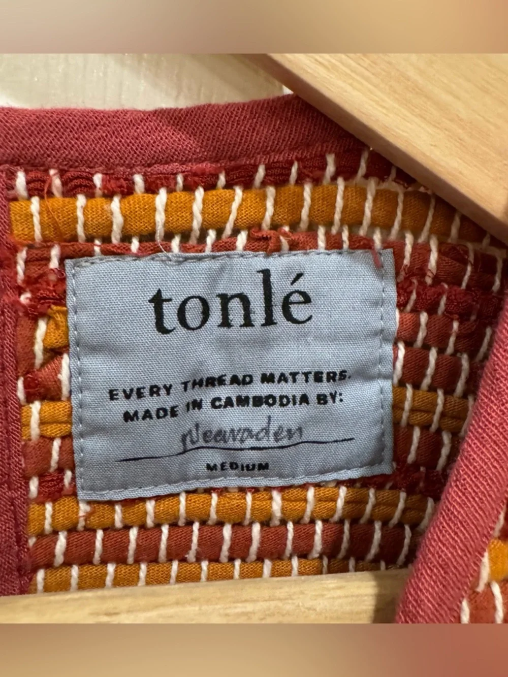 Tonlé srey handwoven crop tank top - Picture 3 of 5